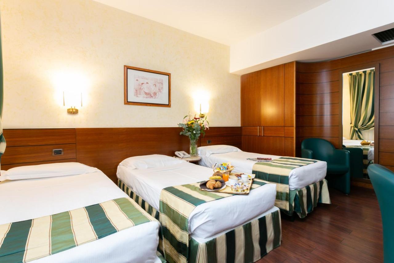 Dreibettzimmer