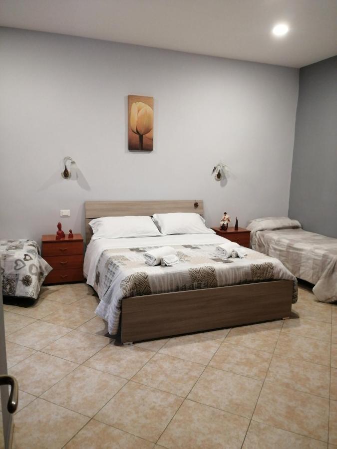 Chambre Triple avec Salle de Bains Privative