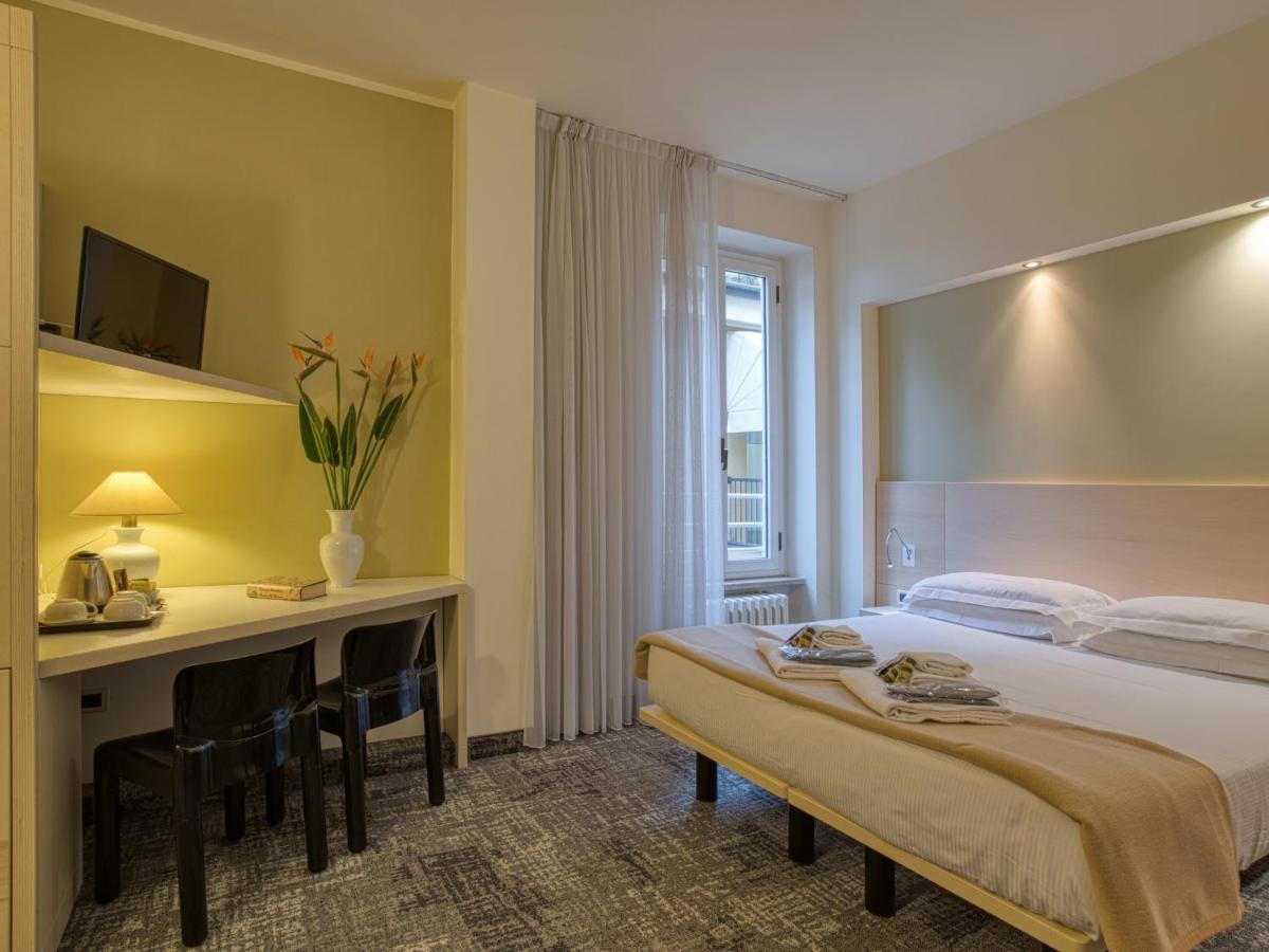 Triple Room,1080819439:JPEG