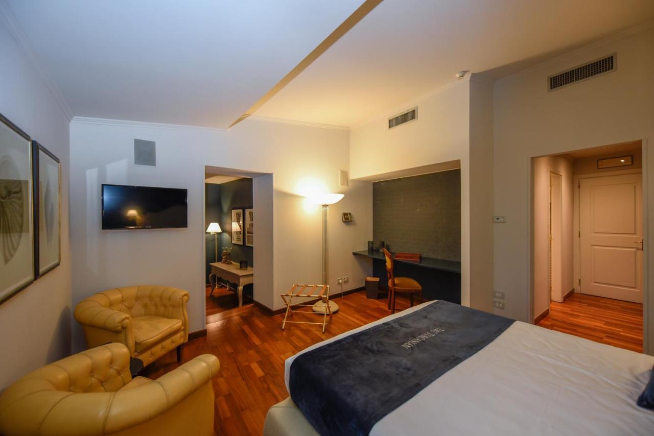 Deluxe King Suite