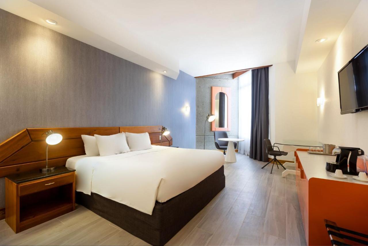 Chambre Lit King-Size Premium