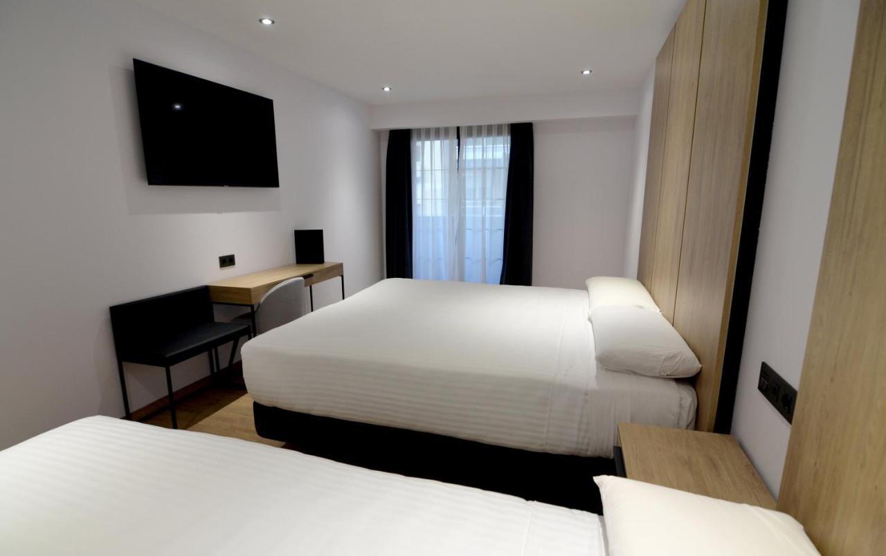 Twin Room,1131203928:JPEG