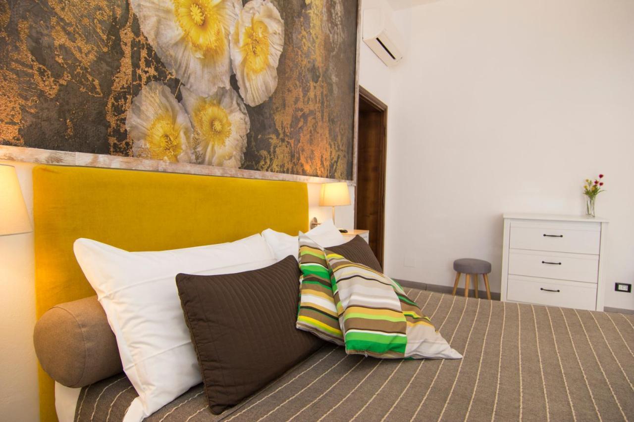 Quadruple Room Terrace