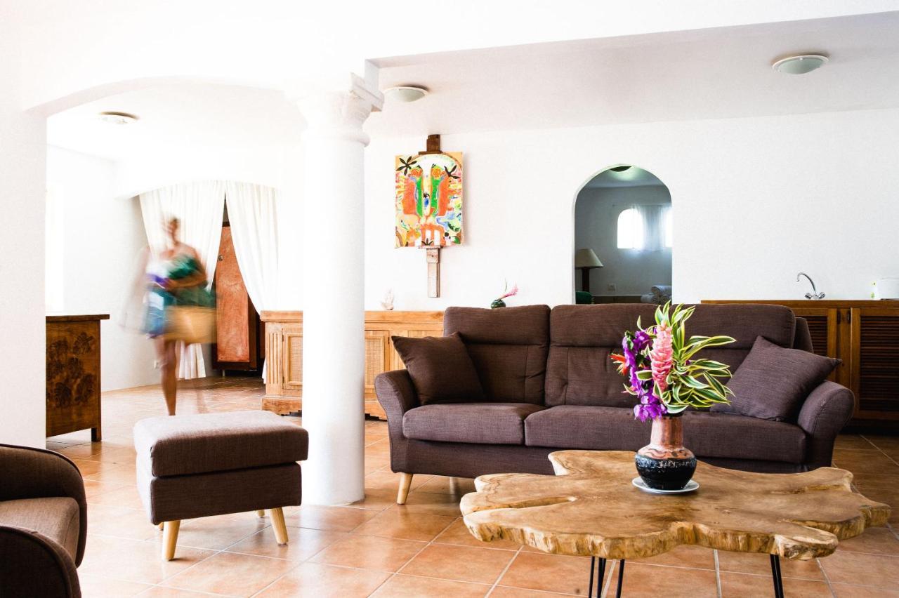Family Room Mountain View