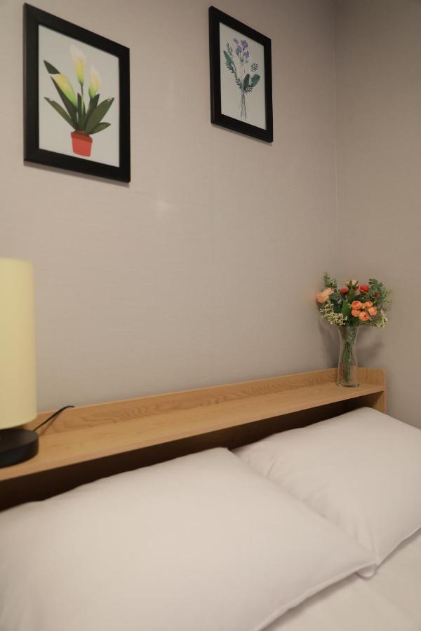 Double Room Private Bathroom