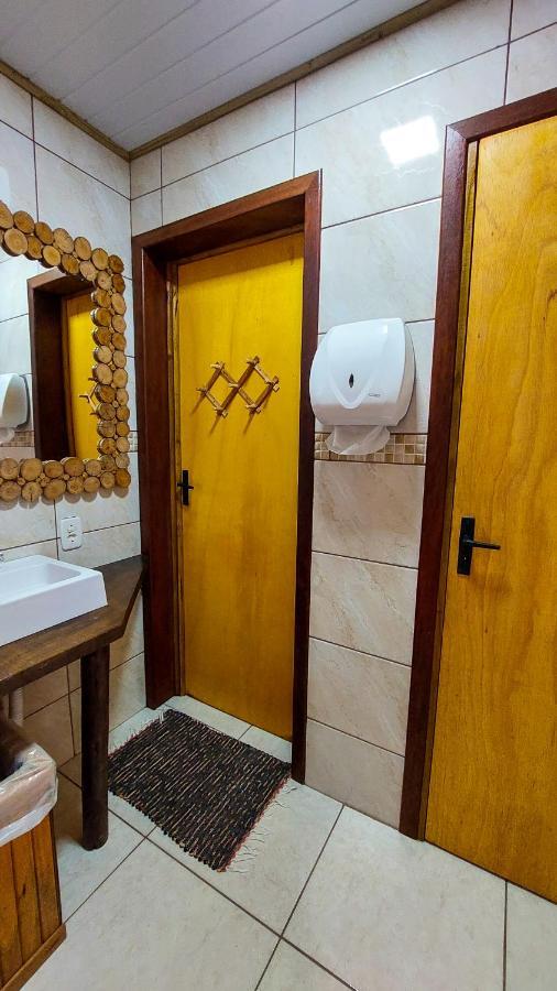 Quarto Duplo com Cama Extra