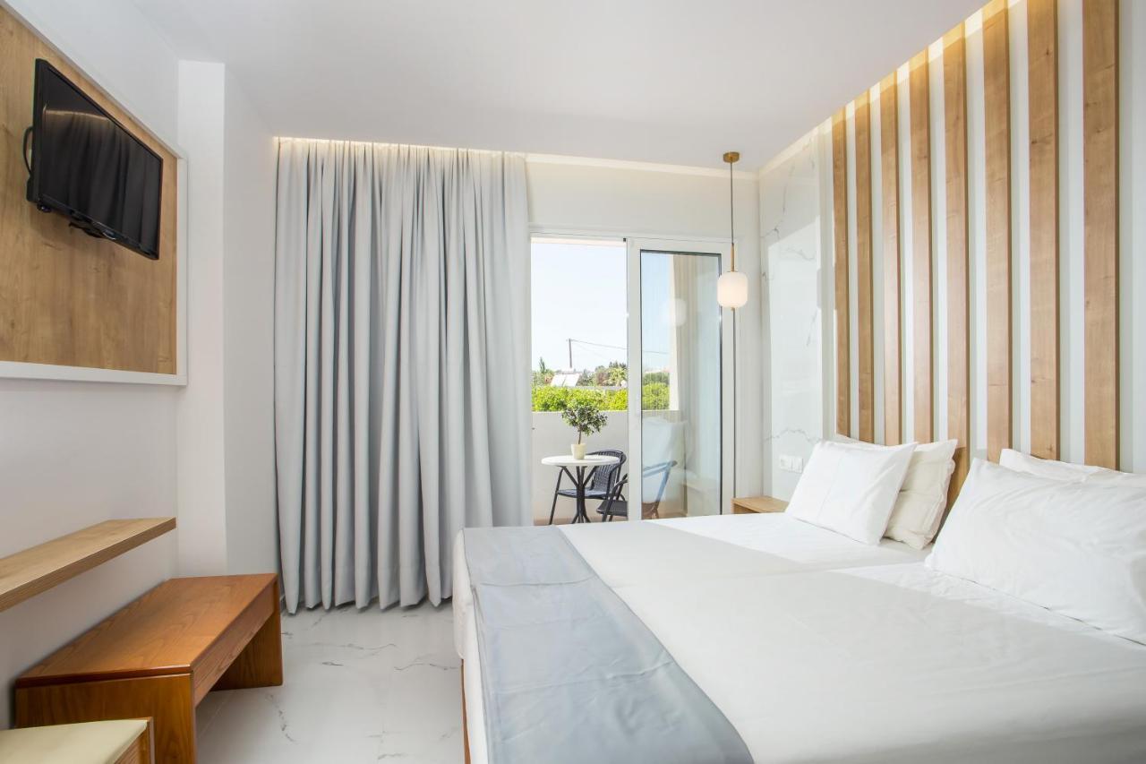 Standard Double or Twin Room Garden View
