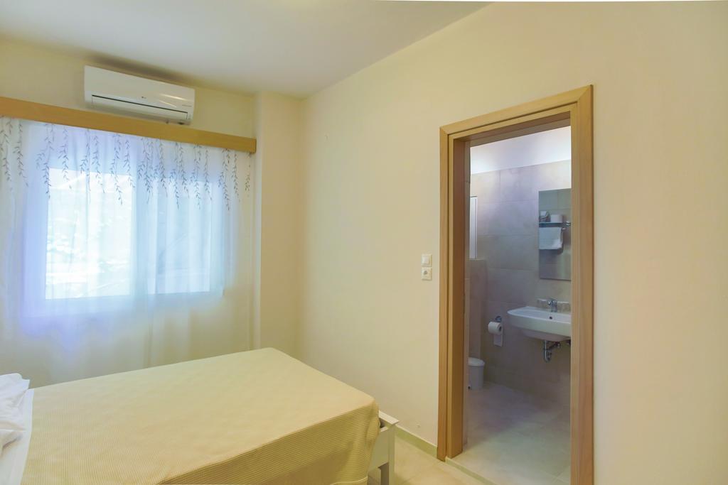 Single Room No Balcony Semi Basement