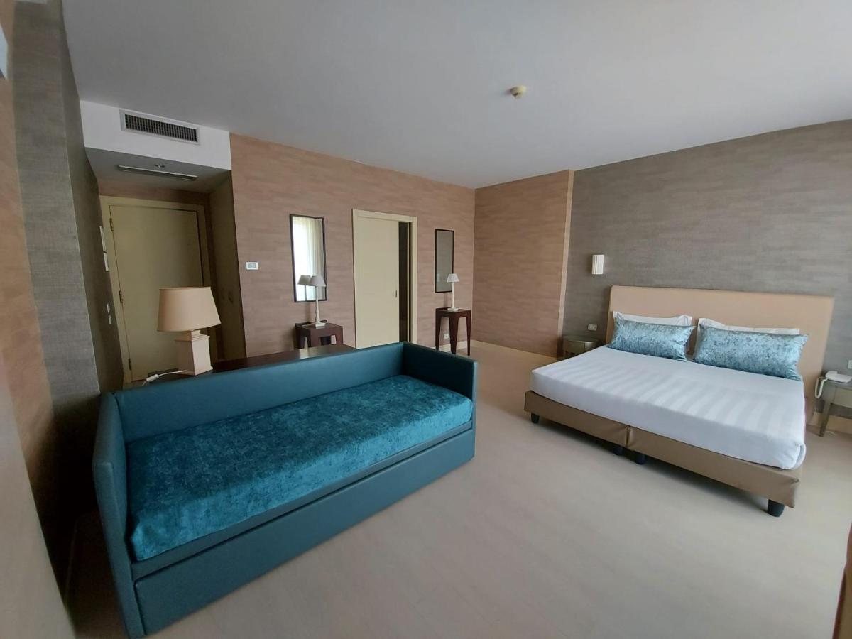 Superior Quadruple Room Annex