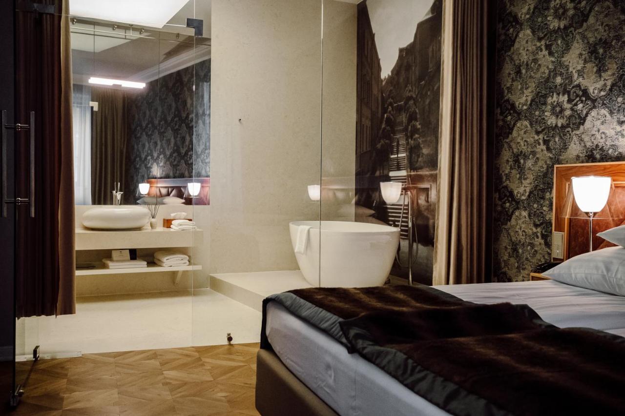 Suite Balcony
