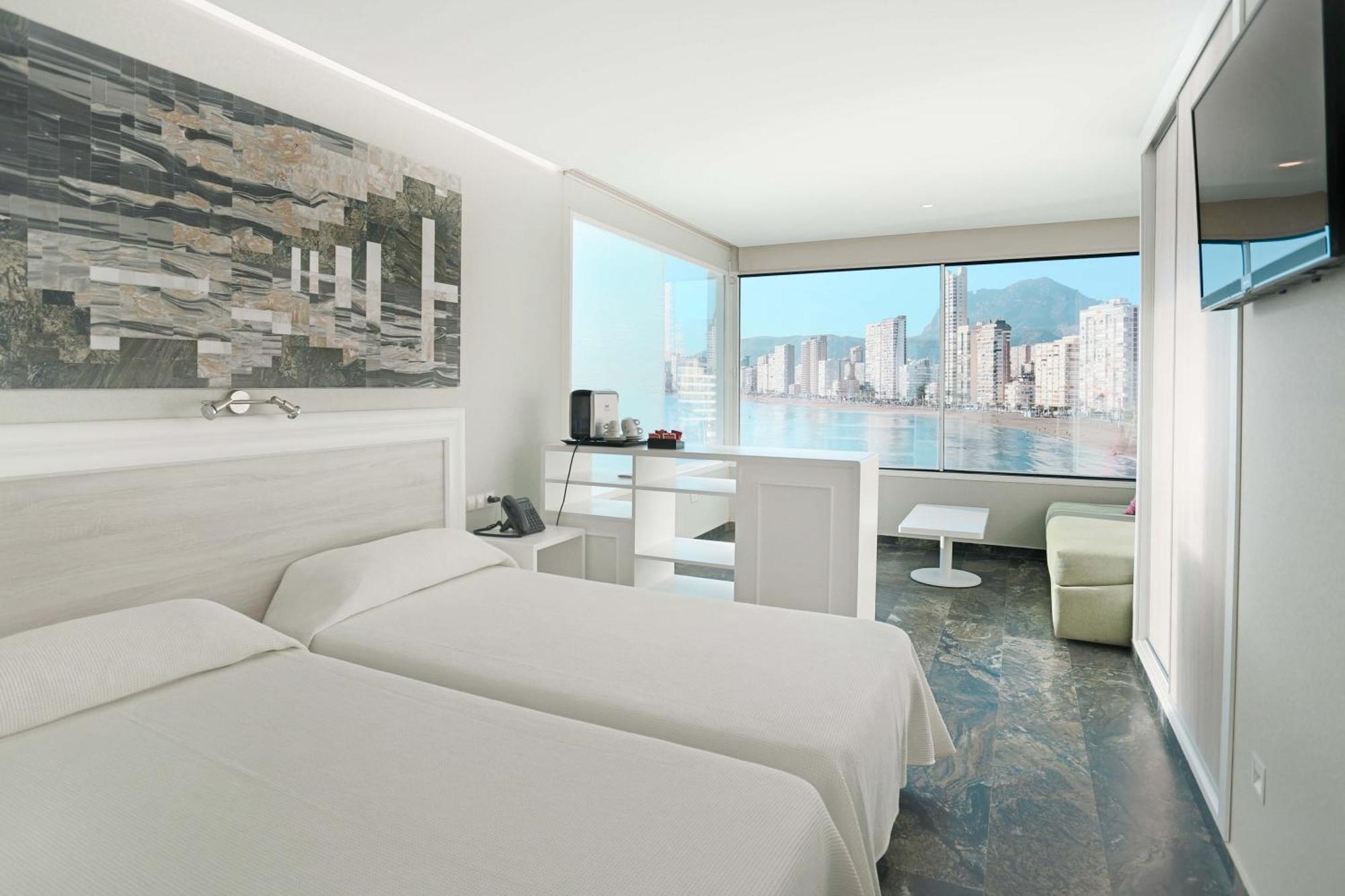Superior Twin Room Sea View