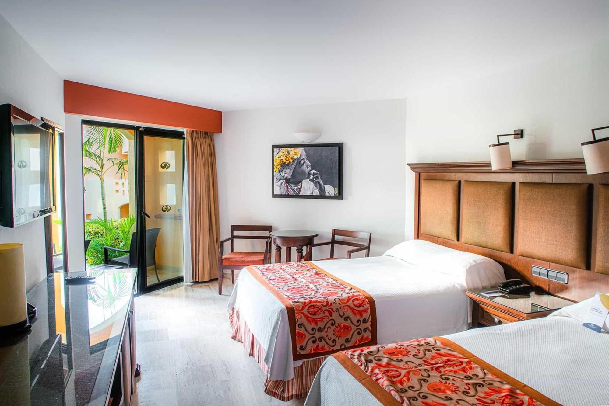 Deluxe Room,1208279578:JPEG