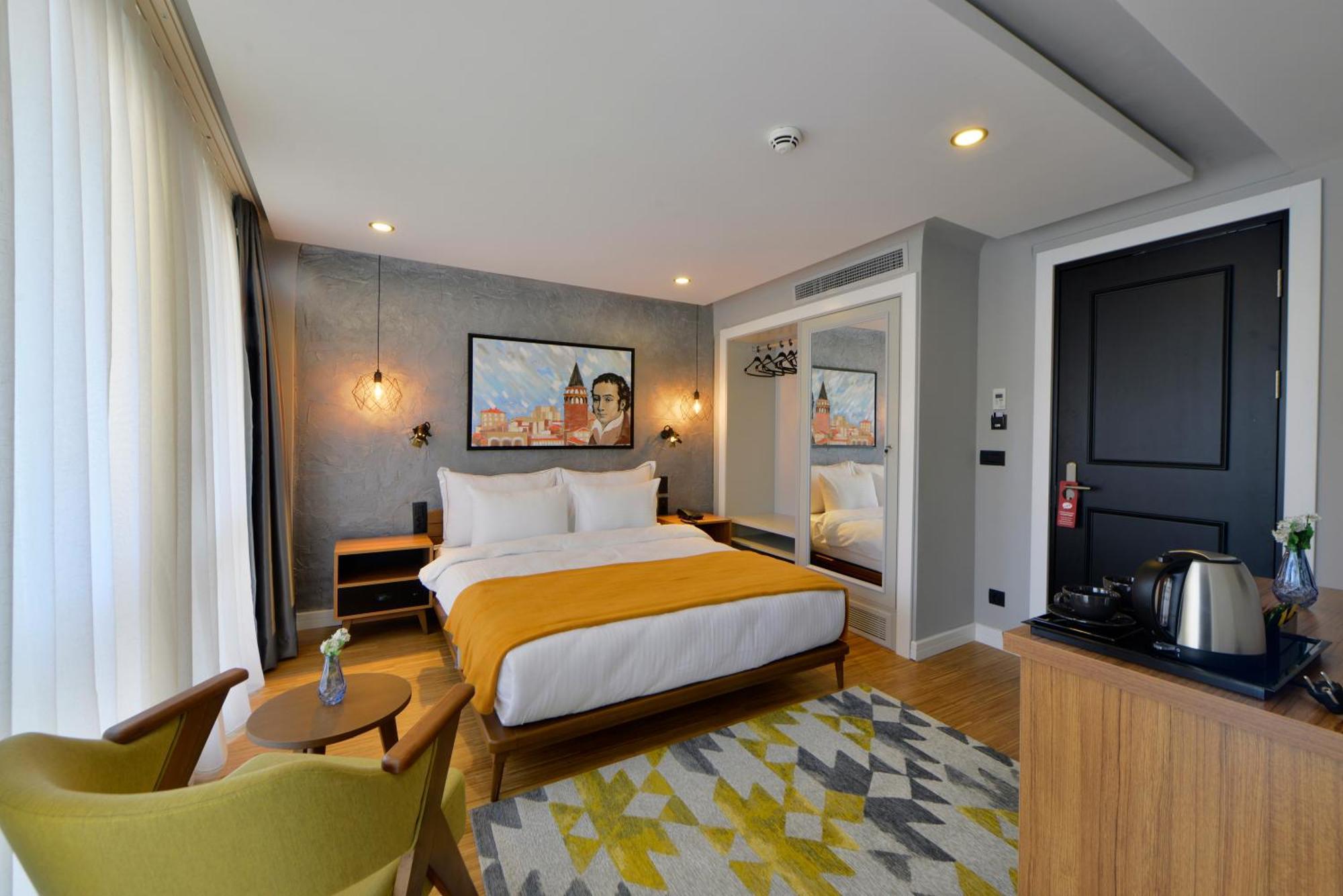 Premier Room