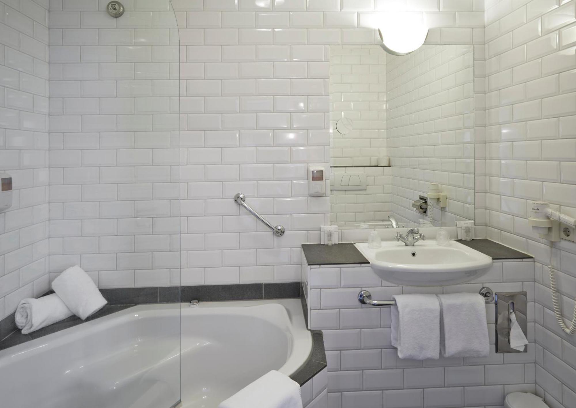 Mastbosch Twin Room Whirlpool