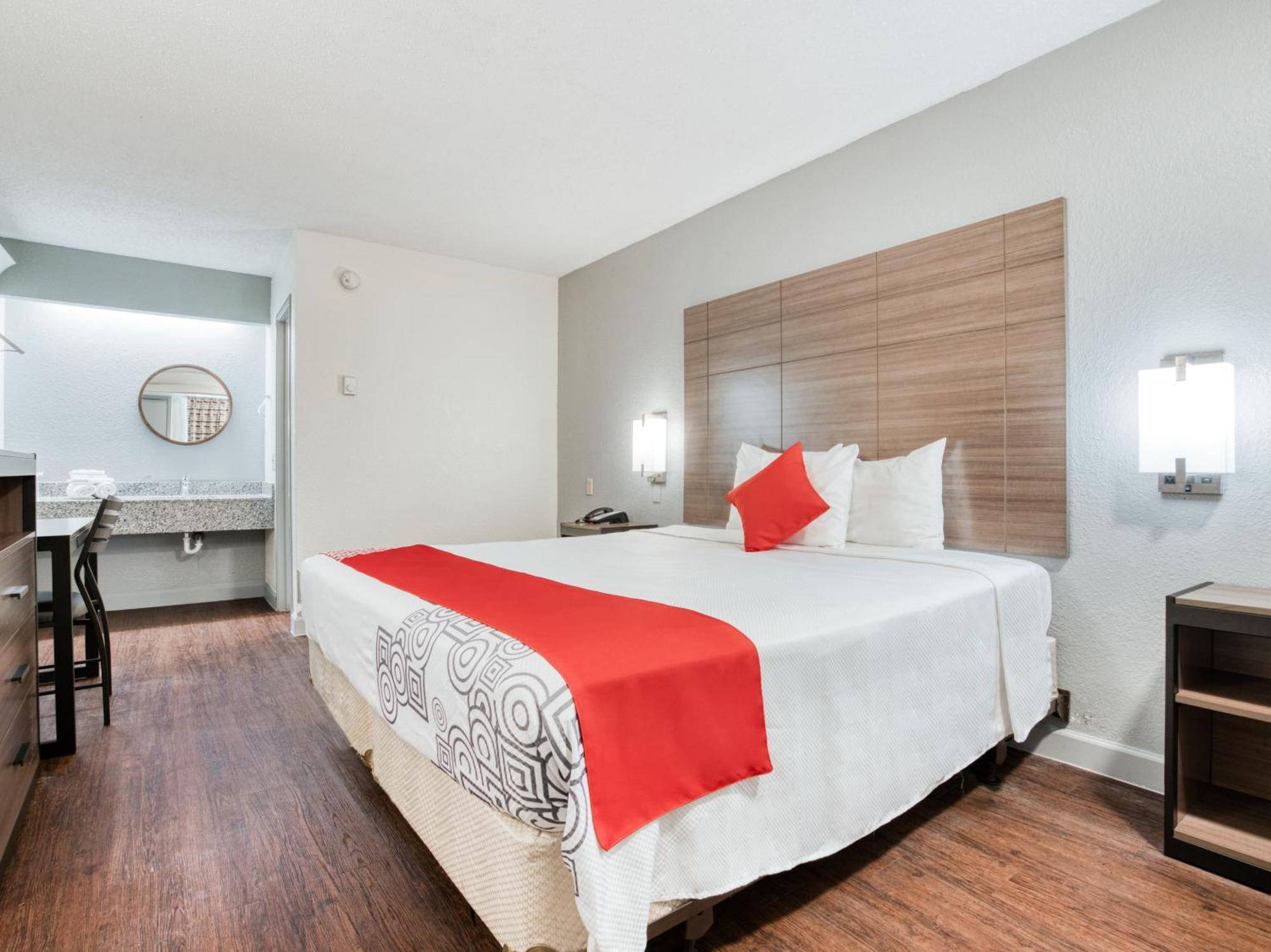 Standard King Room