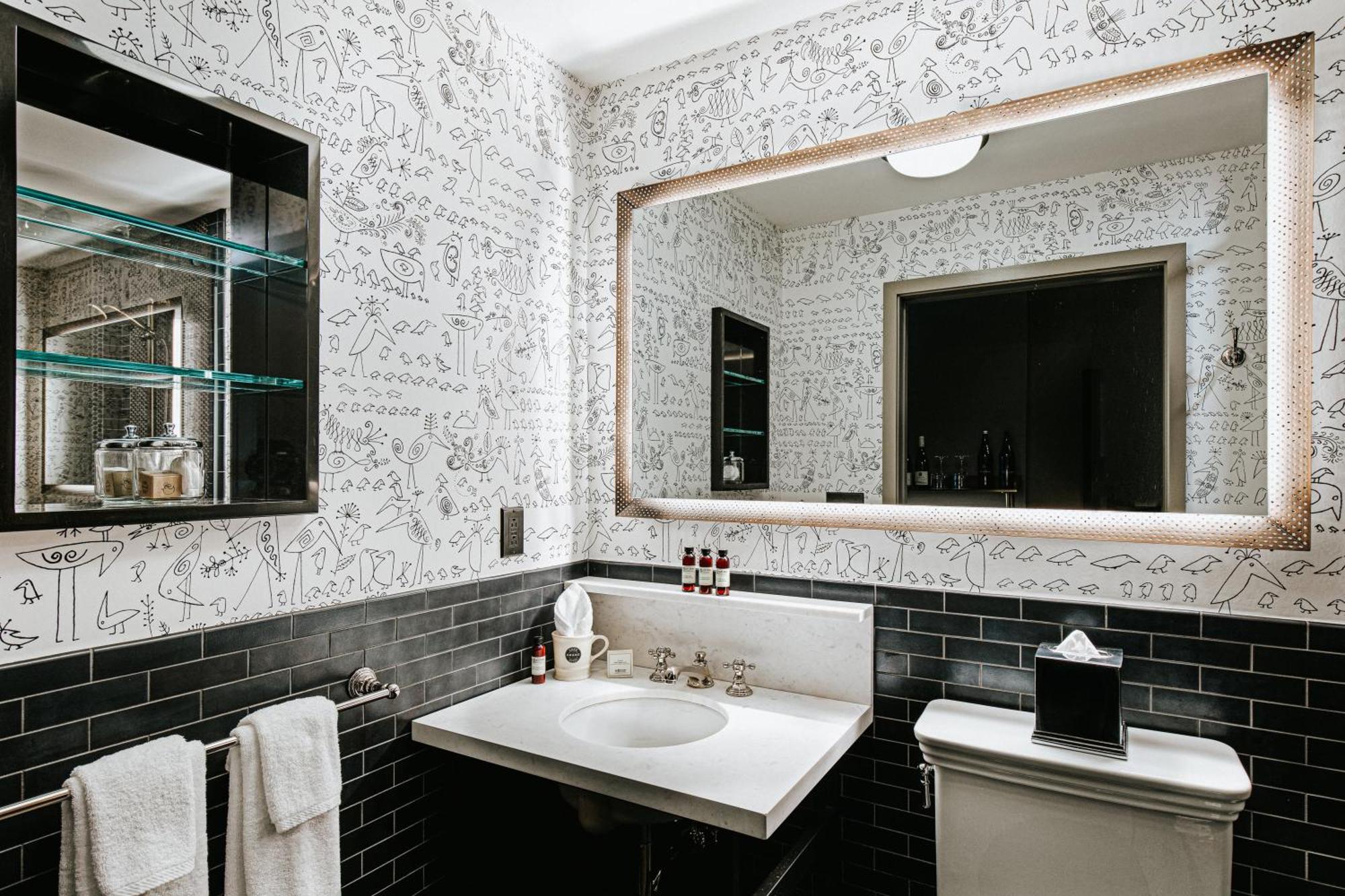 Soho King Room
