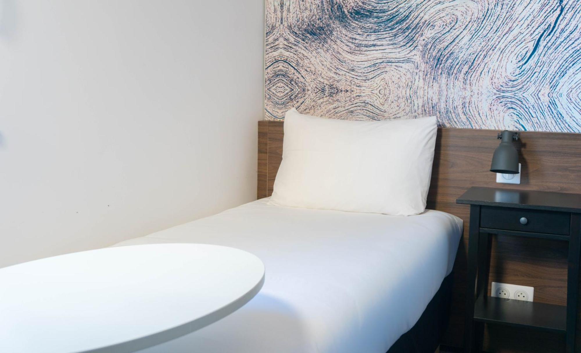 Standard Twin Room,821705039:JPEG