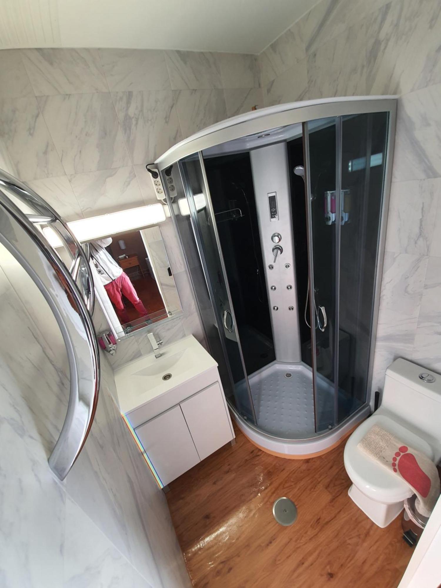 Double Room Private Bathroom