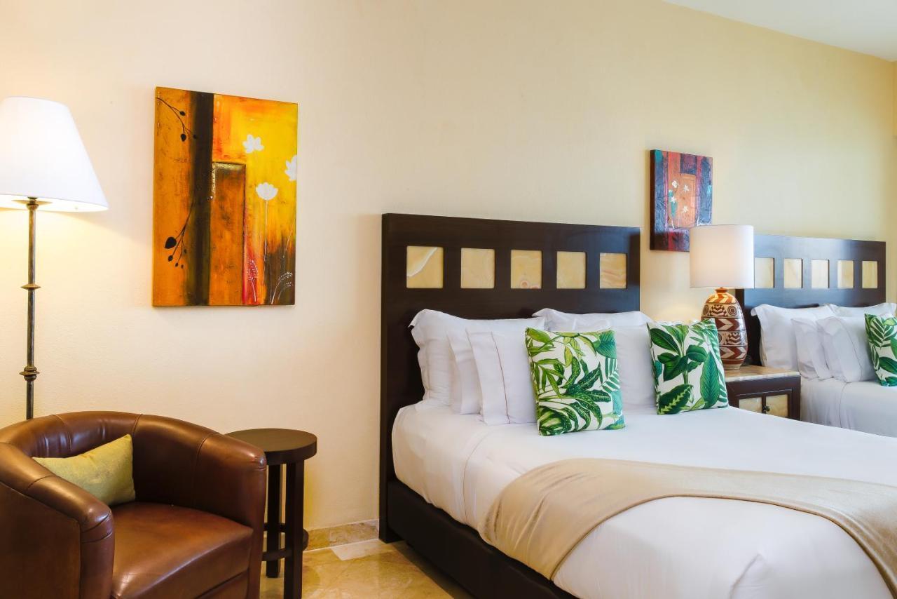 Deluxe Room,1769528676:JPEG