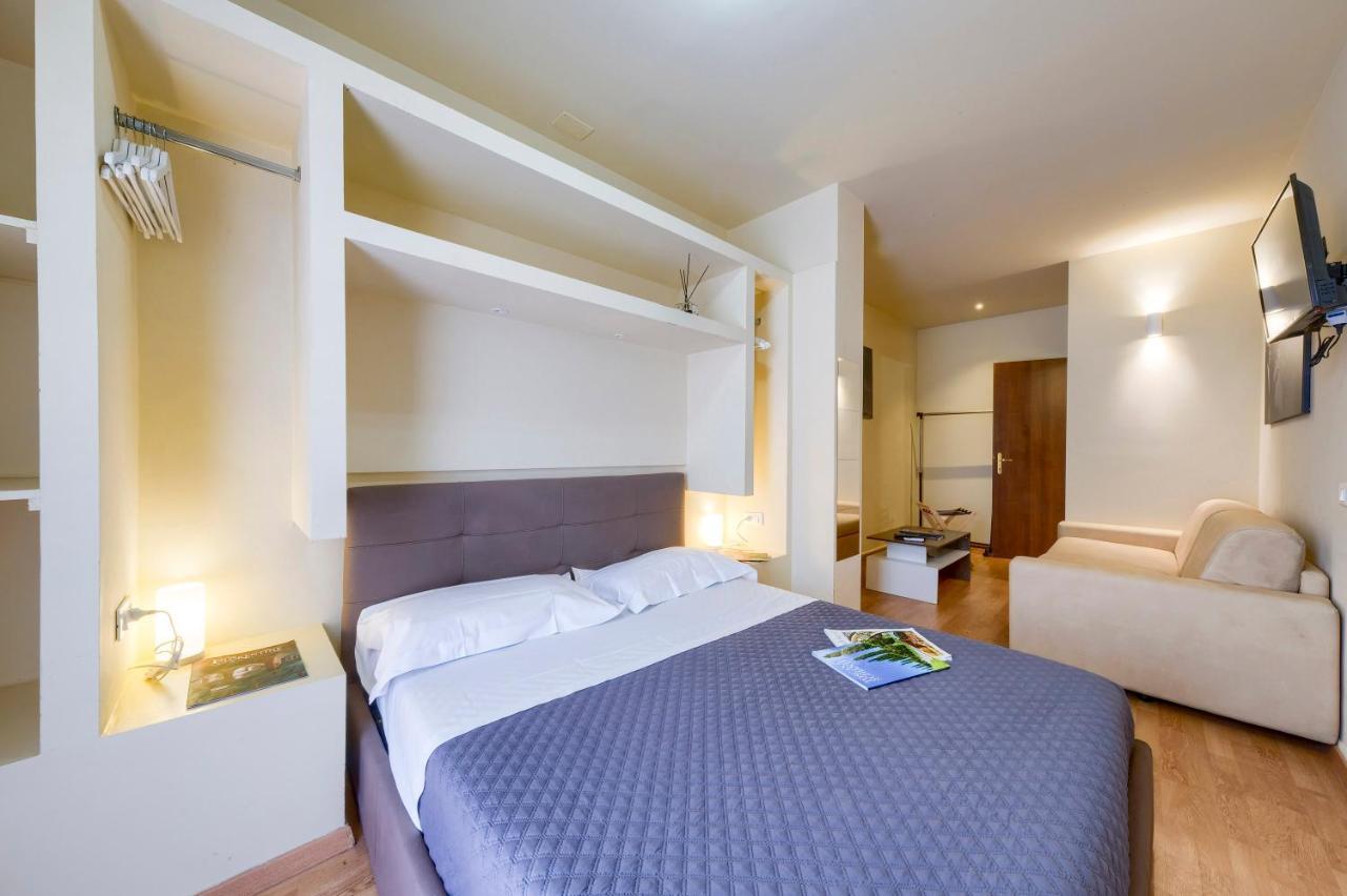 Double Room Private External Bathroom