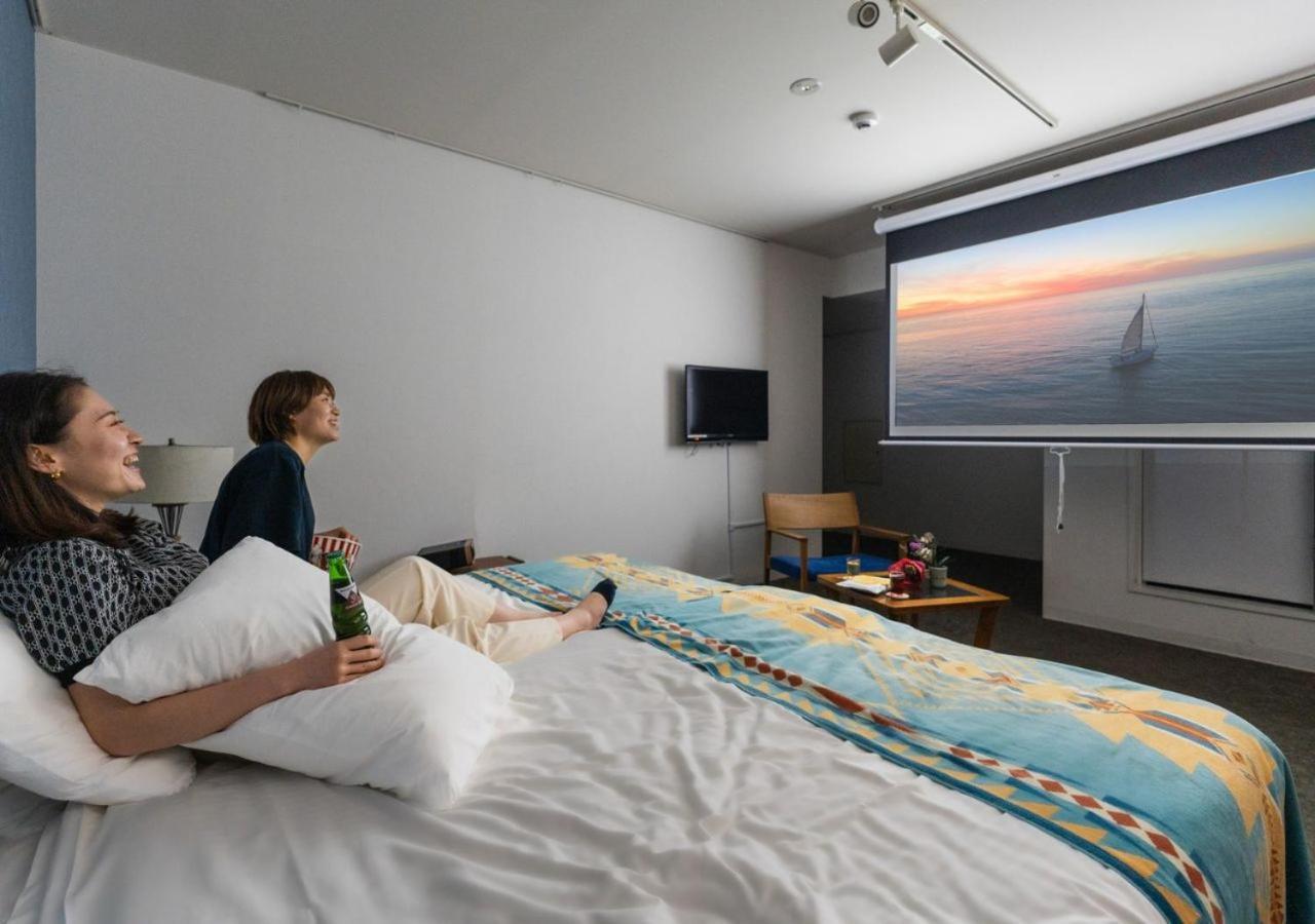 Theater Superior King or Twin Room with Private Bathroom,1268491108:JPEG