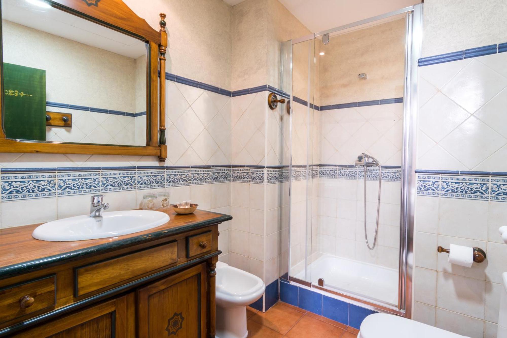 Economy Double or Twin Room