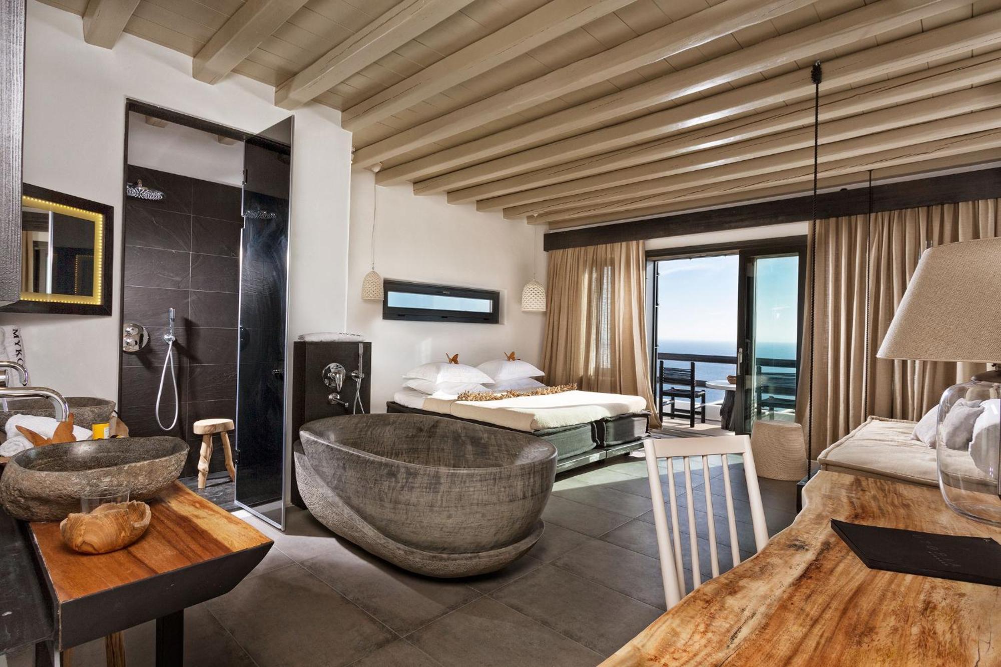 Majestic Retreat Suite Sea View