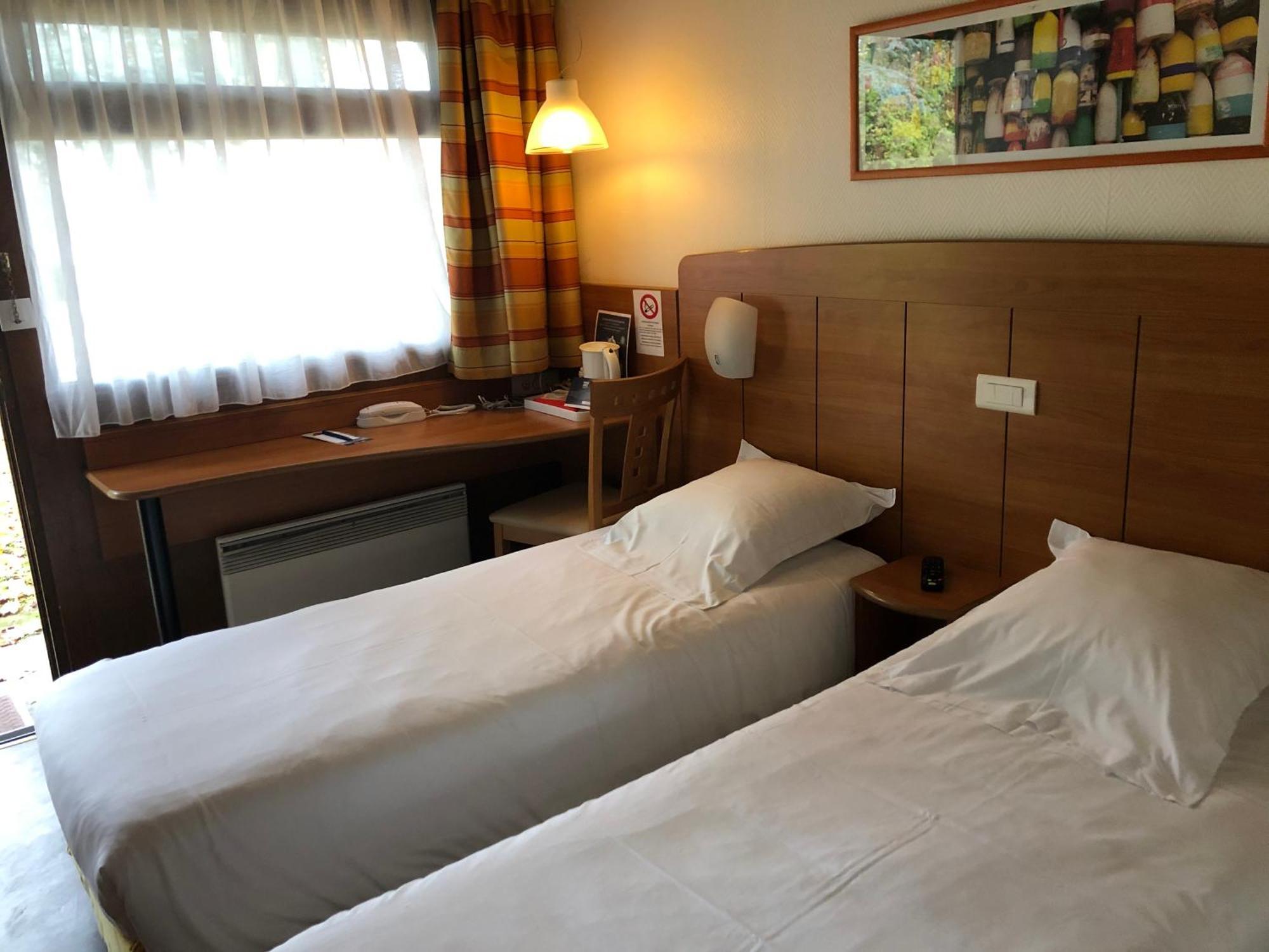 Standard Room 2 Single Beds 1 Single Bed mezzanine,326982205:JPEG