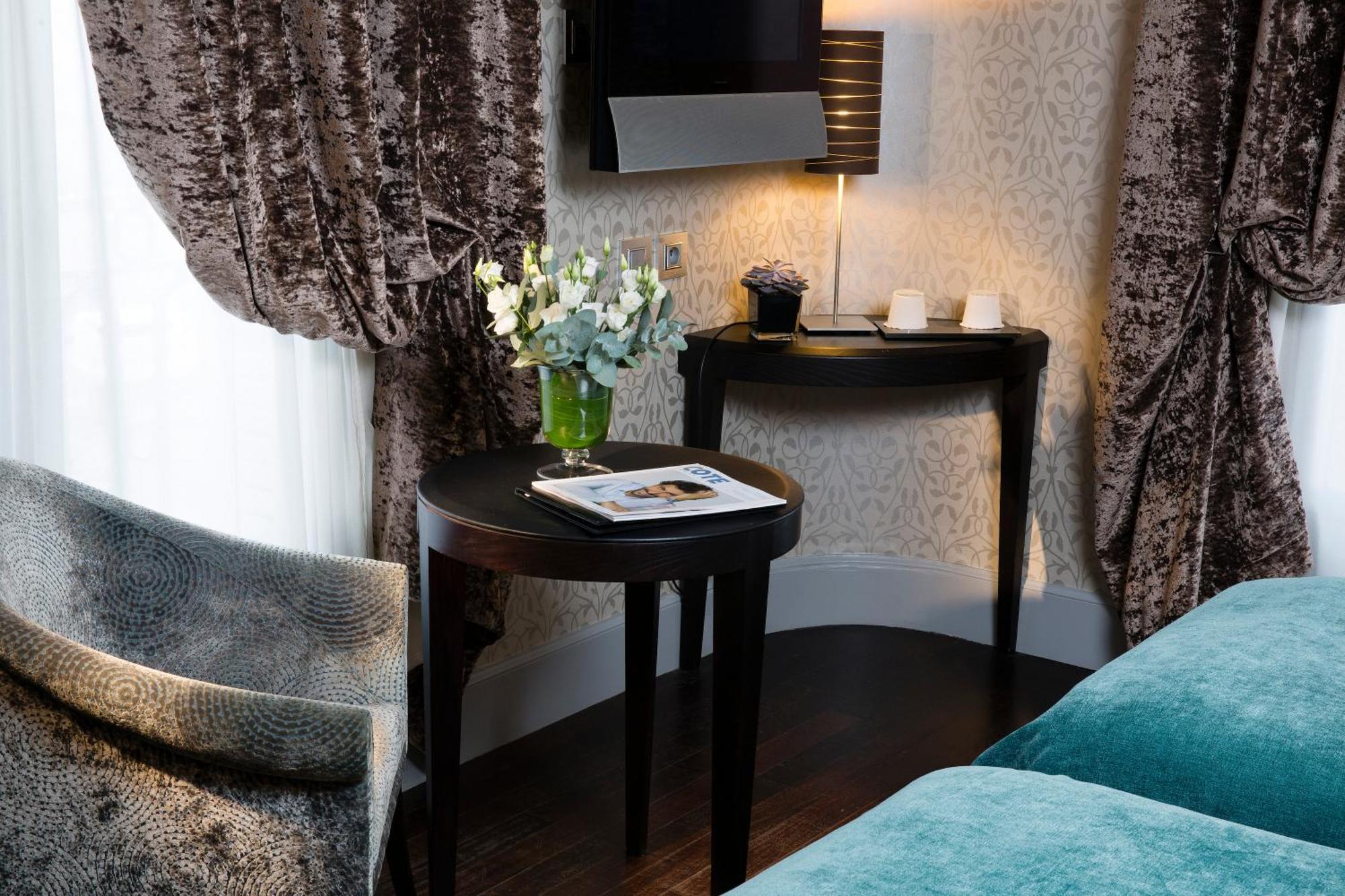 Quarto Superior com 2 Camas de Solteiro