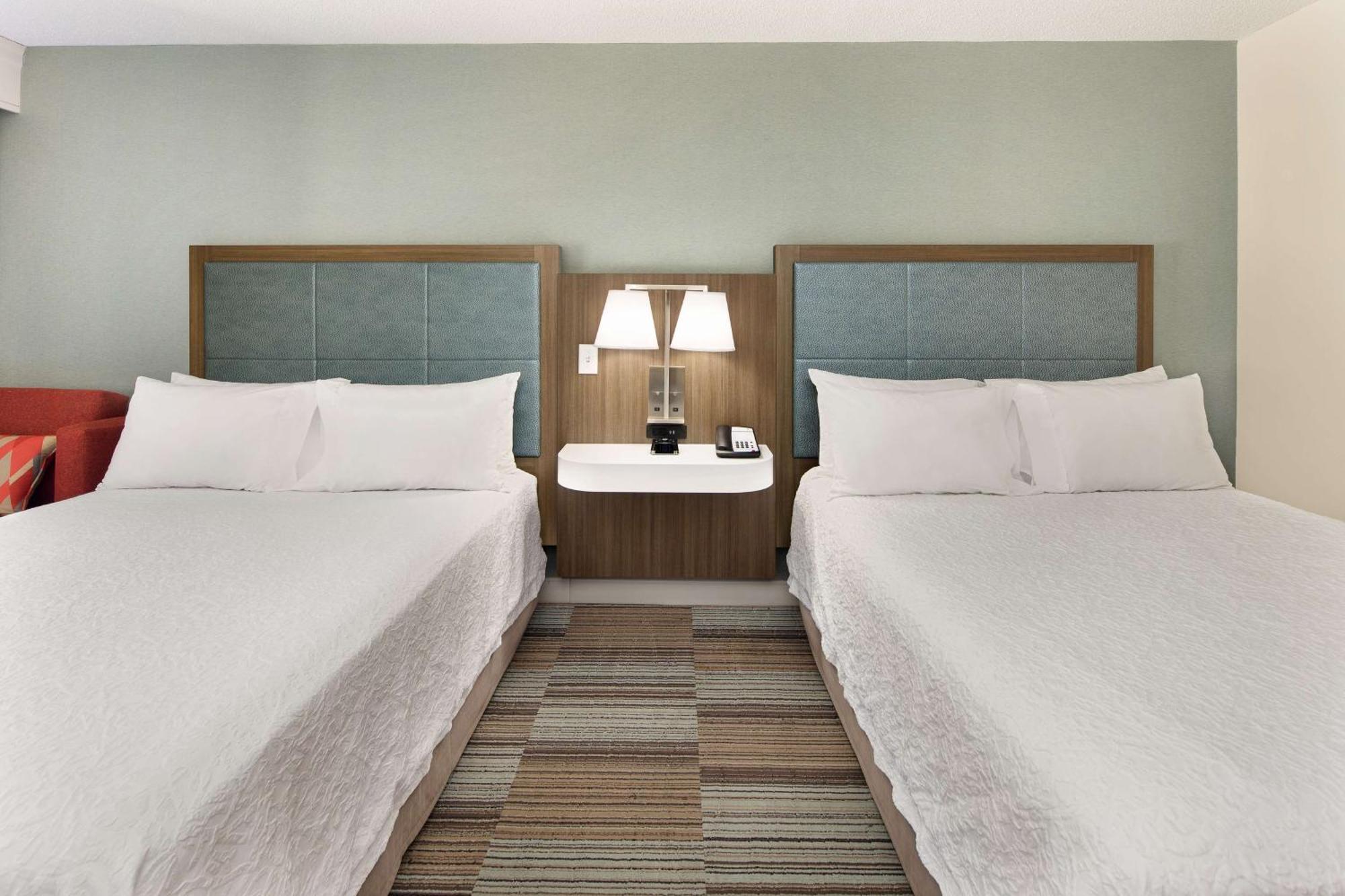 Queen Room with Two Queen Beds - Mobility Access/Non-Smoking,1551964027:JPEG