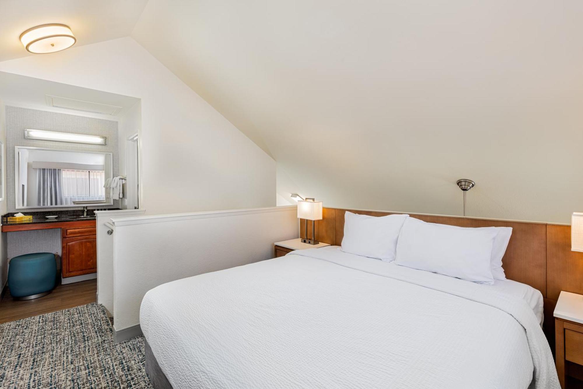 Bi-Level Loft Suite