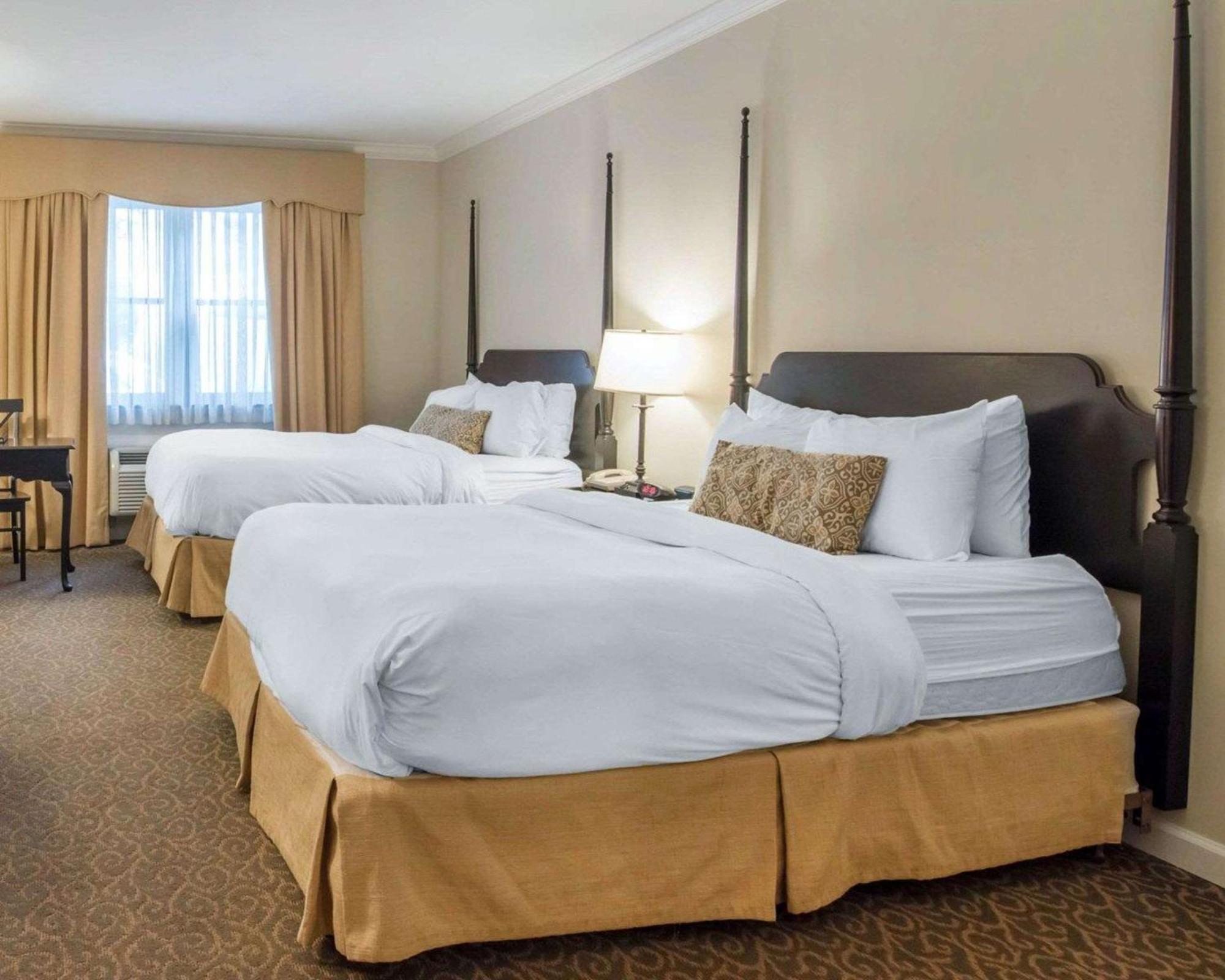 Double Room Two Double Beds Accessible or Non-Smoking