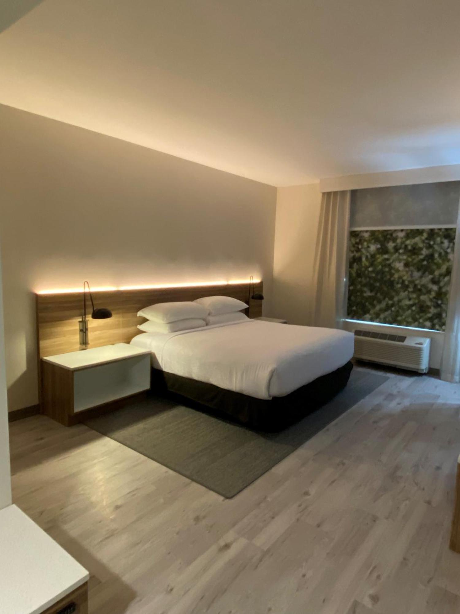 King Room Non-Smoking