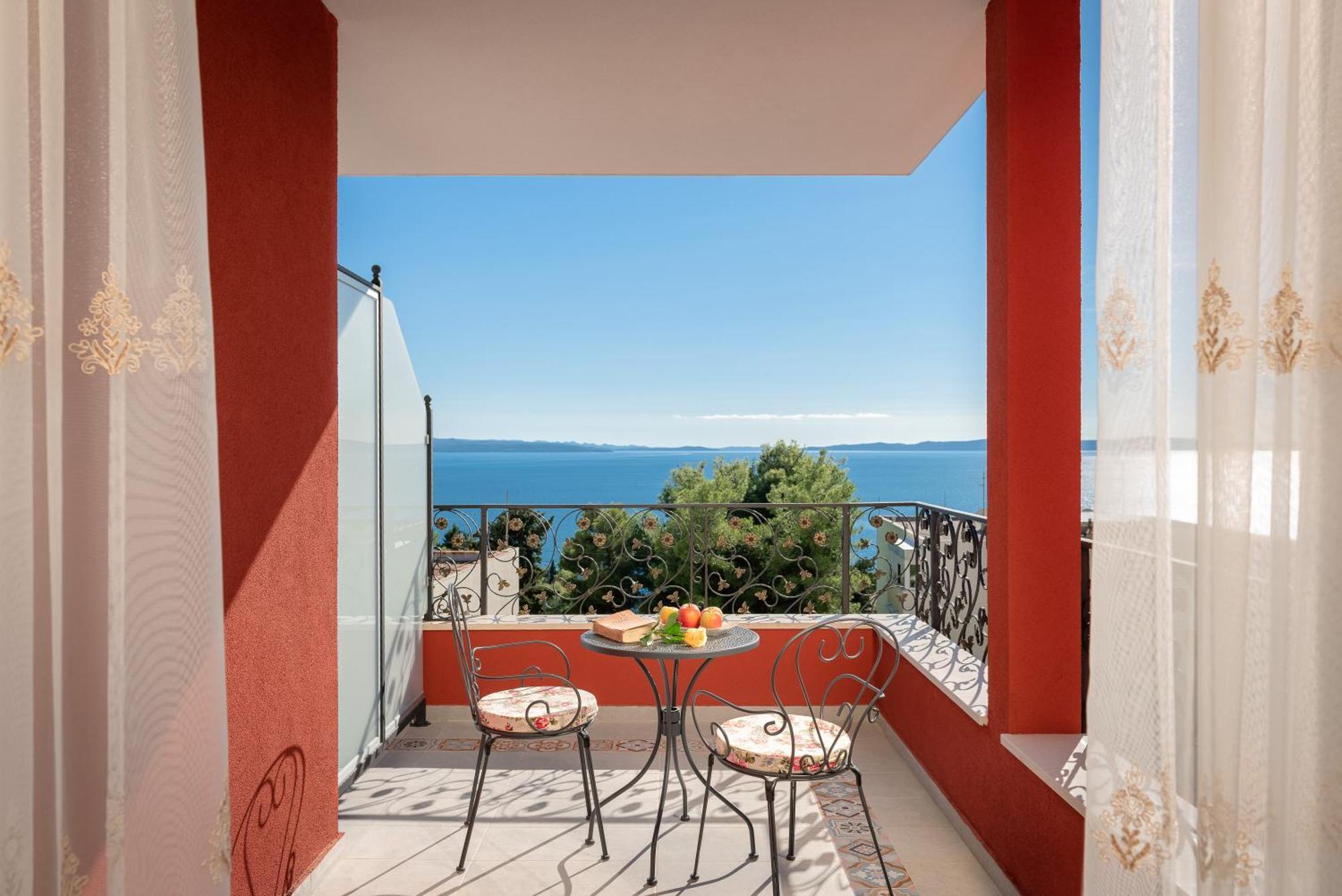 Deluxe Doppelzimmer mit Balkon und kostenfreiem Parkplatz