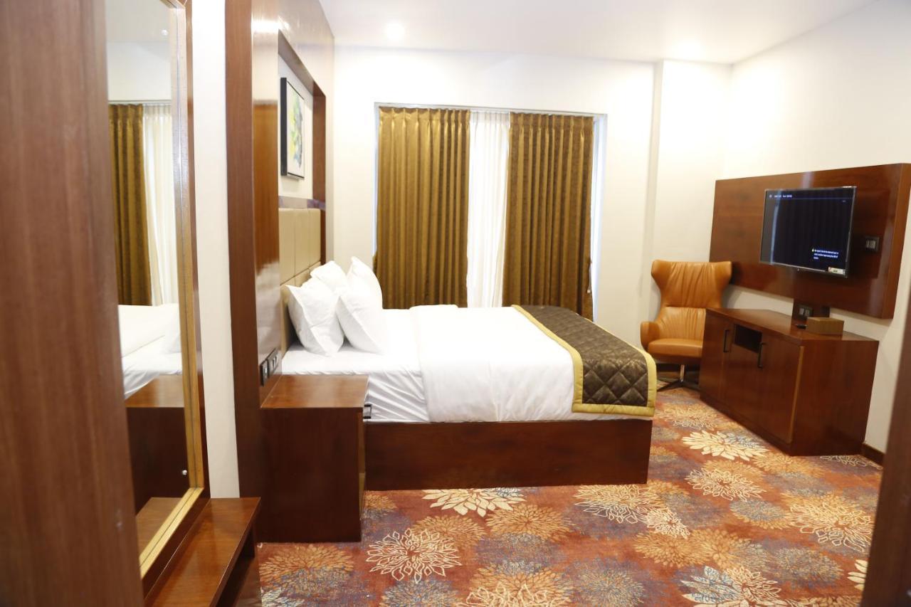 Superior Deluxe Double or Twin Room