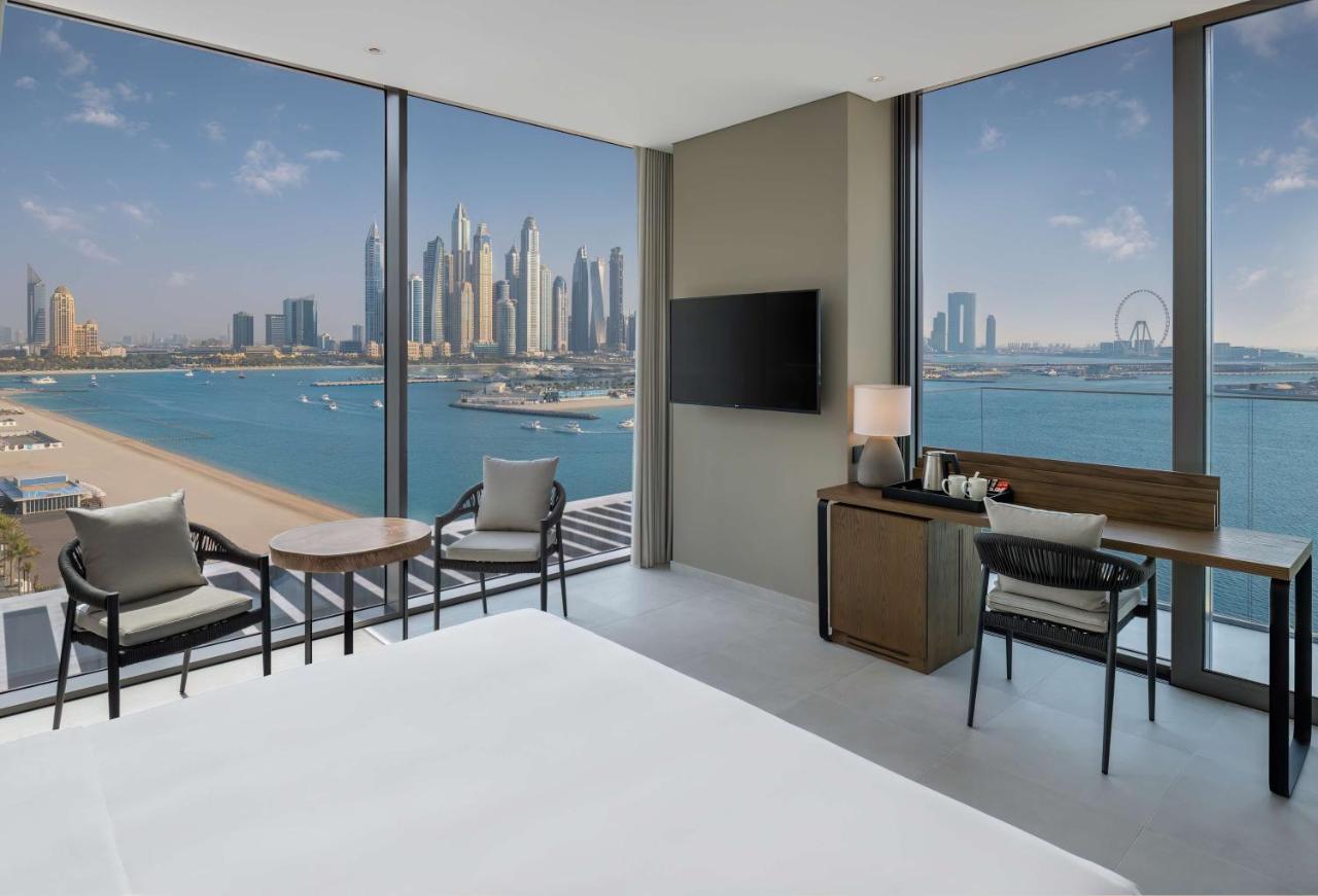 Premium Corner Room Sea View