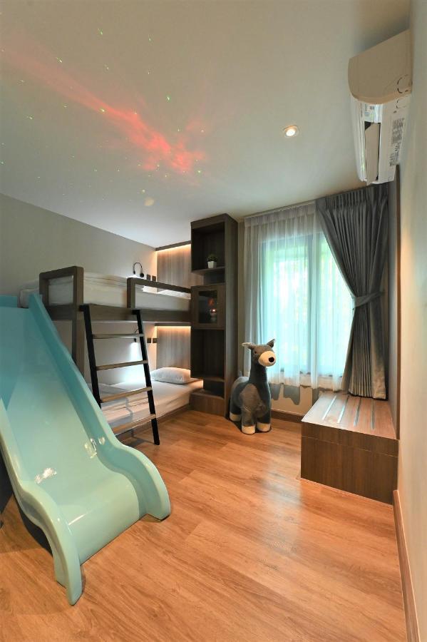 Family Room Bath