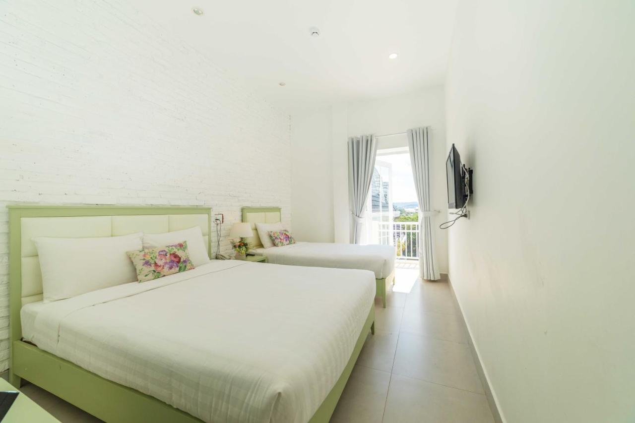 De Charme Room 2