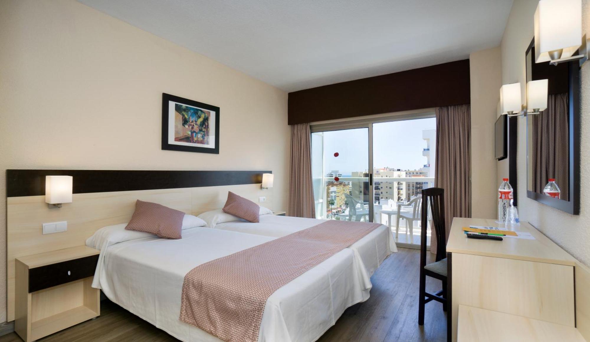 Double or Twin Room,1207686400:JPEG