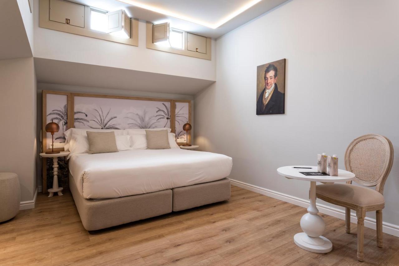 Triple Room Terrace