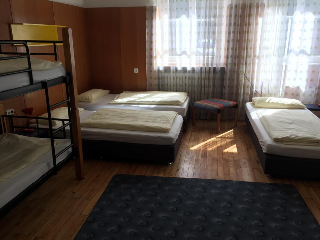Dreibettzimmer
