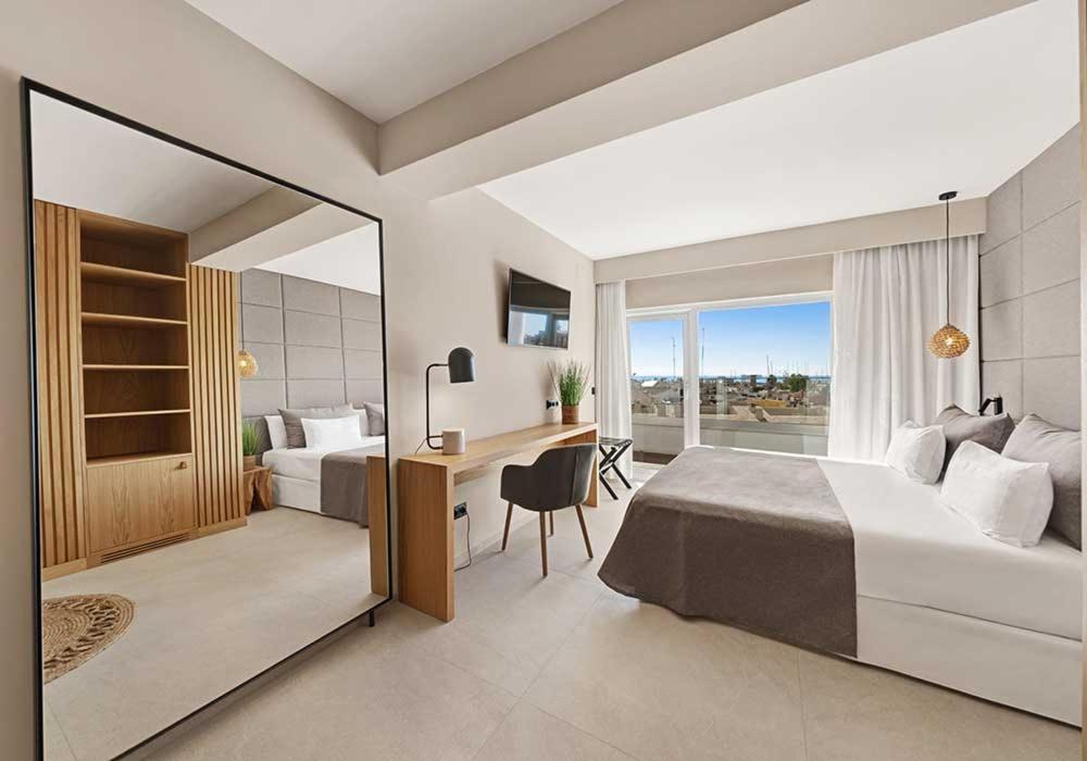 Superior Double or Twin Room Sea View
