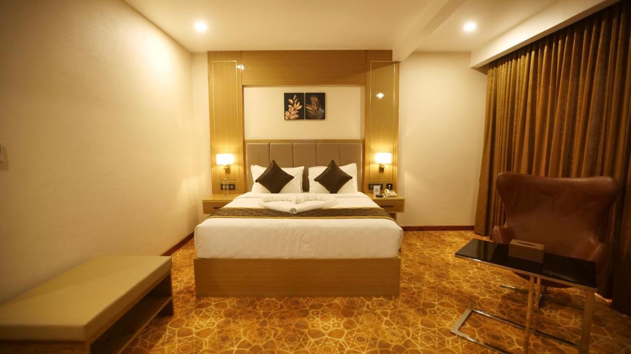 Superior Deluxe Double or Twin Room