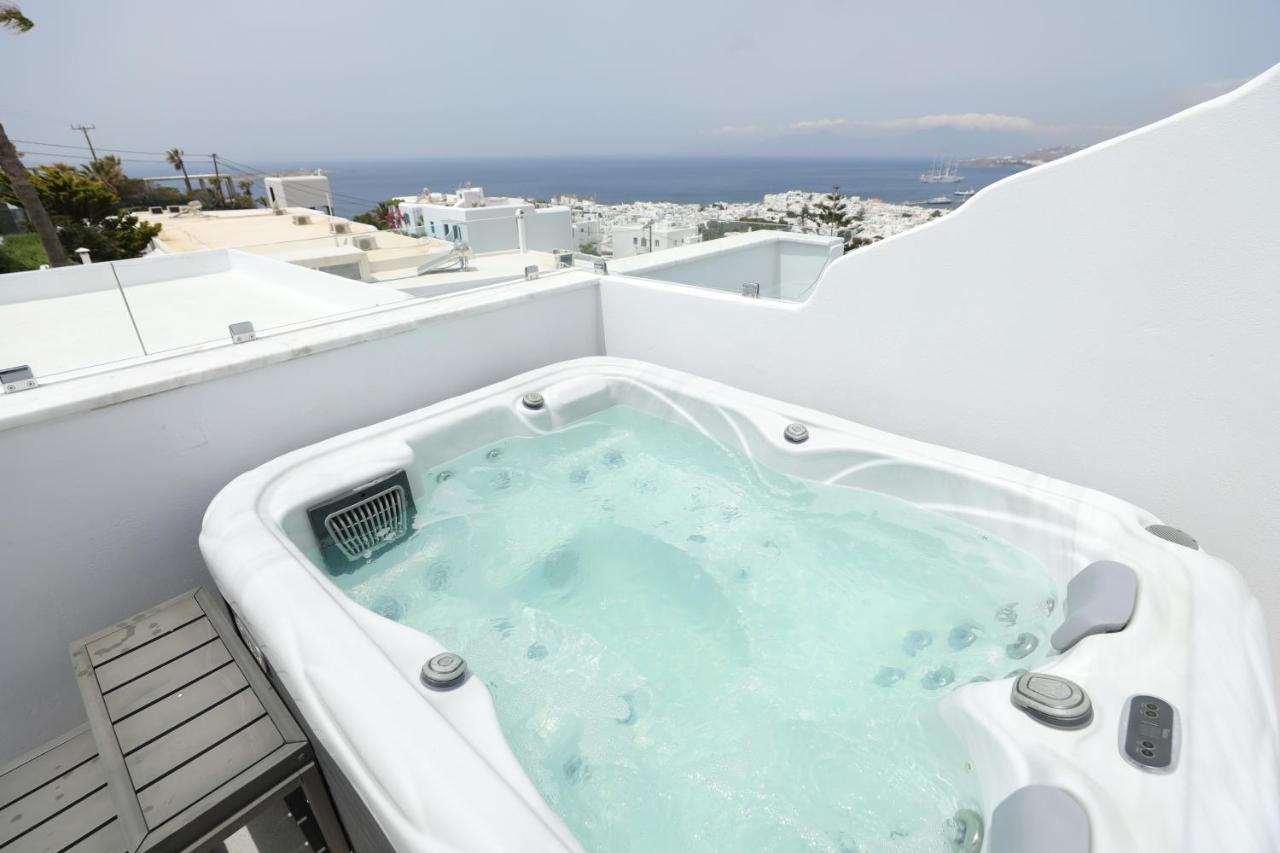 Junior Suite Outdoor Jacuzzi