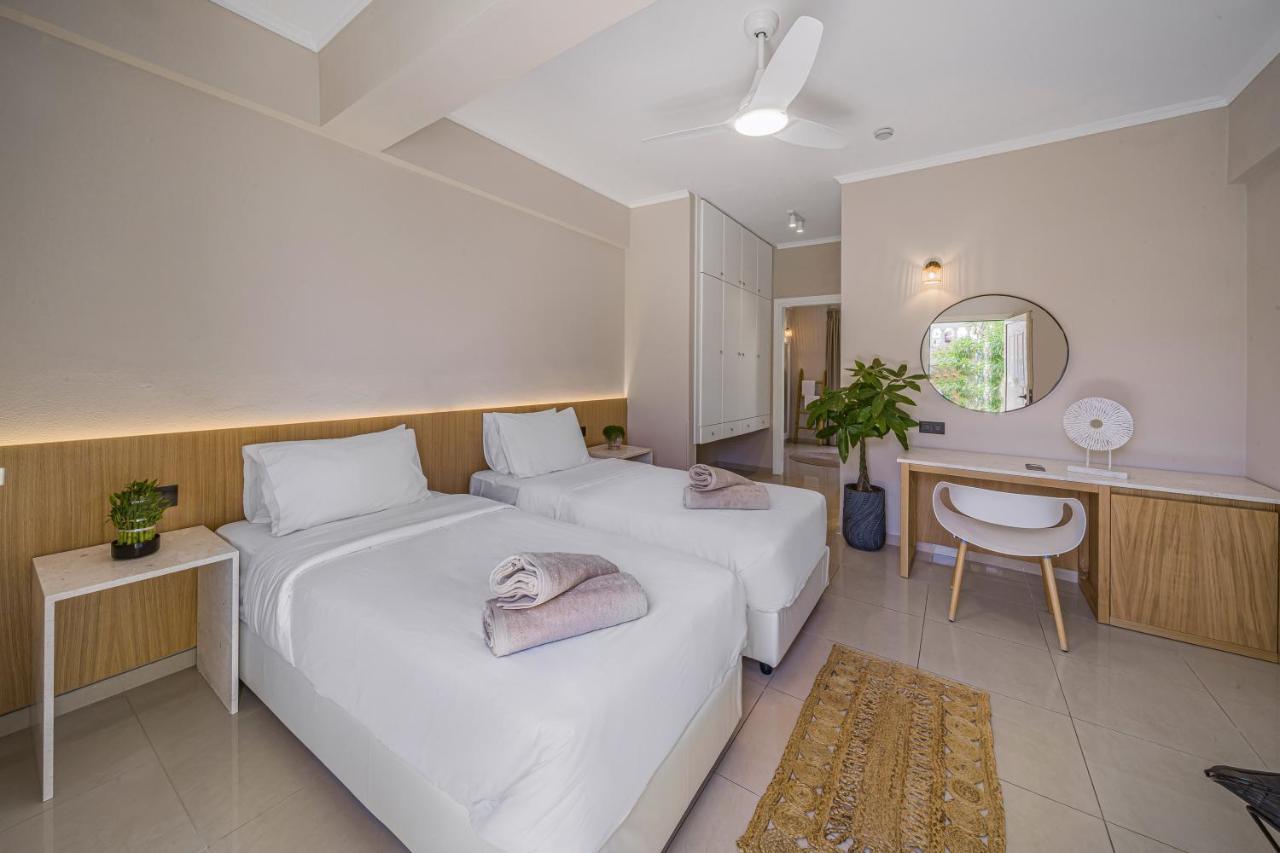 Superior One-Bedroom Apartment Garden View
