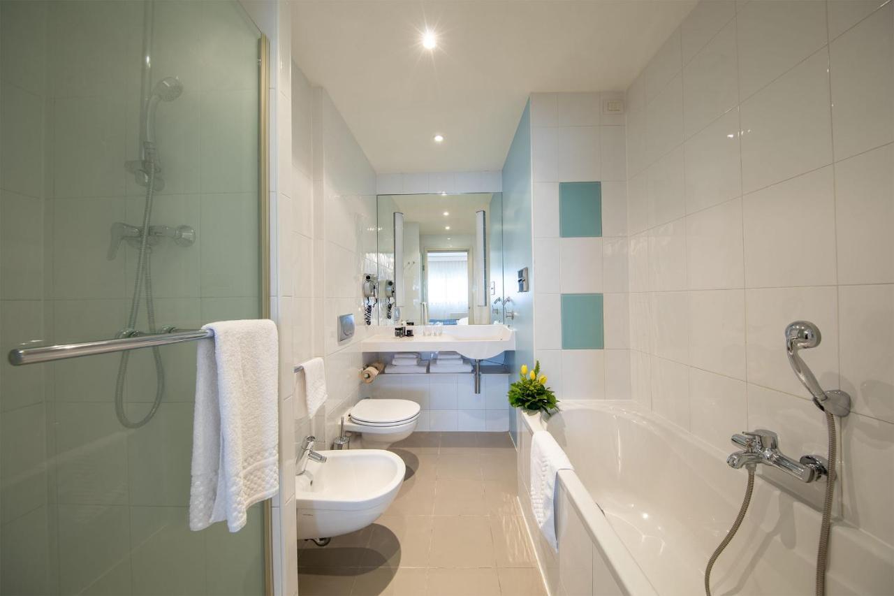 Comfort Twin Room