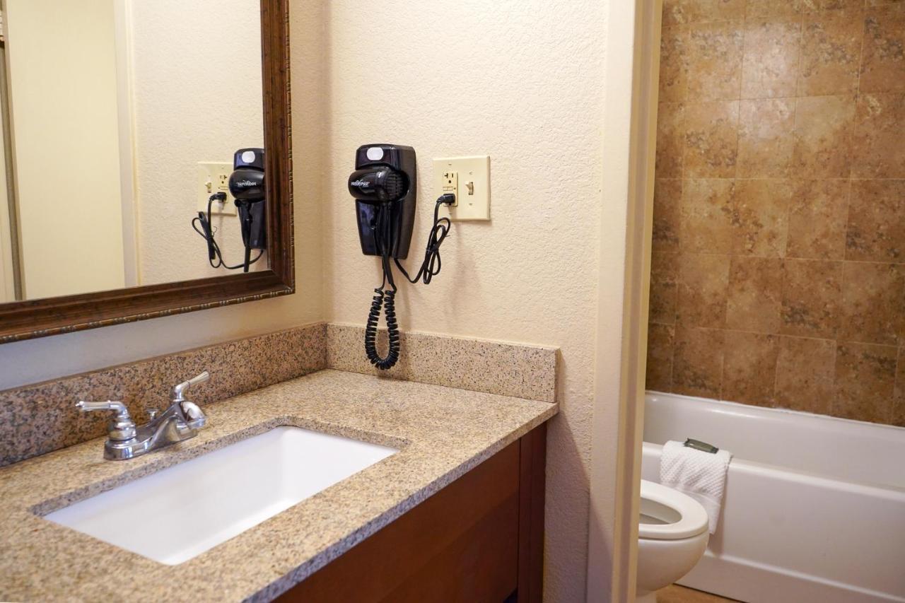 Deluxe Double Room Two Double Beds