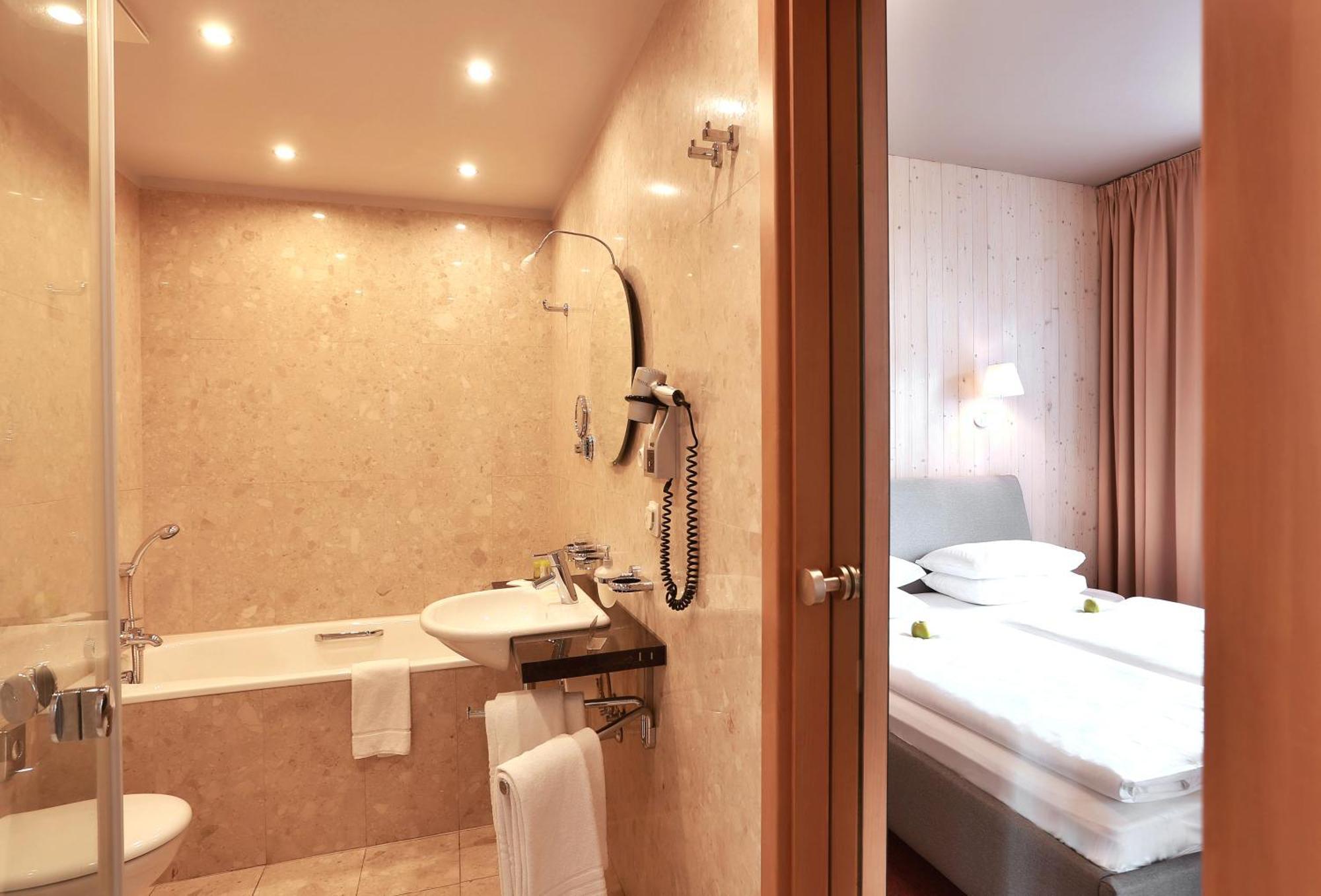 Deluxe Suite Balcony