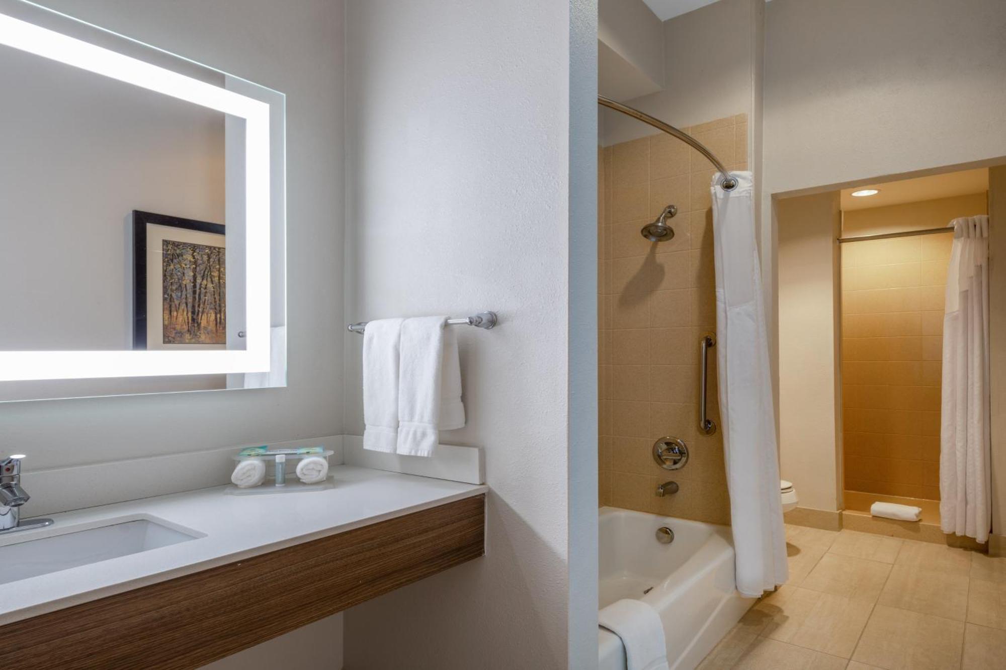 Two-Bedroom Suite