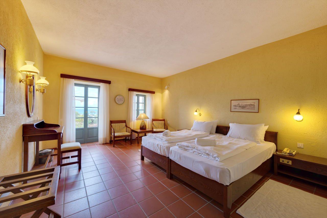 Room or Bungalow Mountain or Garden View
